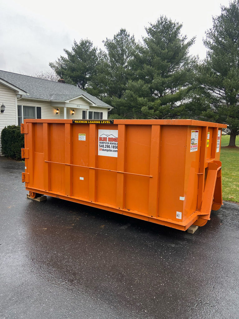 Small Dumpster Rental and Rolloff Dumpsters in Harrisonburg
